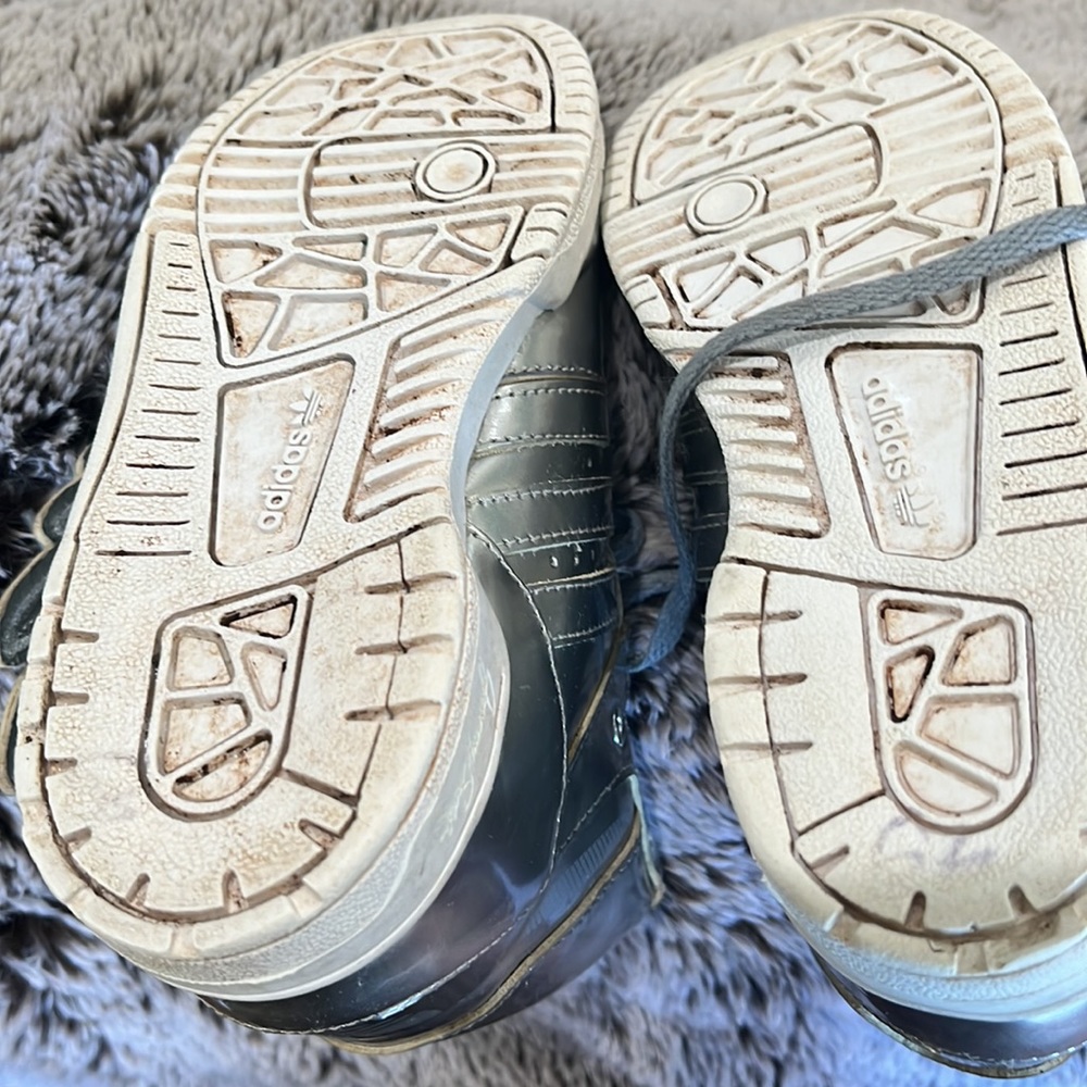 ADIDAS metallic silver/wings - Picture 9 of 10